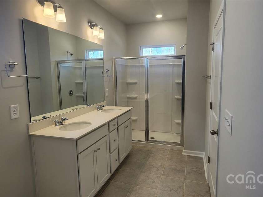 143 Ella Claire Drive, York, SC 29745.  MLS# CAR4187825, YatesRealty ID 5249. Primary Bathroom w/Shower