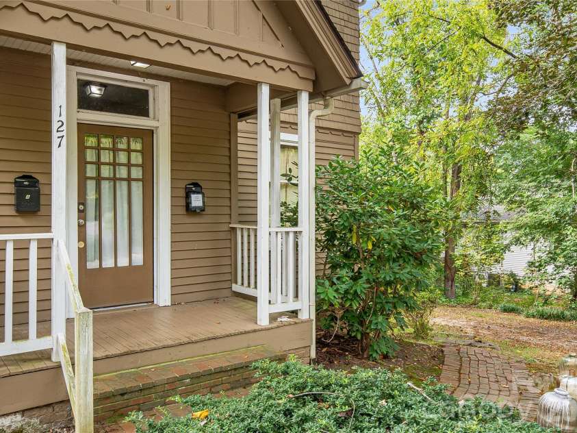 127 Hillside Street, Asheville, NC 28801.  MLS# CAR4425950, YatesRealty ID 52493. 