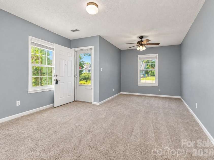 1062 Farm Pond Lane, Rock Hill, SC 29732.  MLS# CAR4427526, YatesRealty ID 52497. 