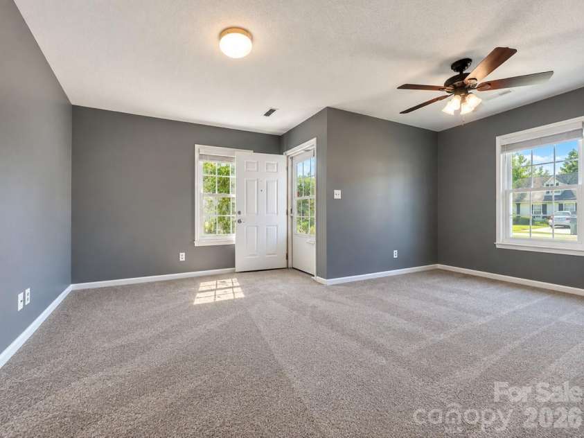 1062 Farm Pond Lane, Rock Hill, SC 29732.  MLS# CAR4427526, YatesRealty ID 52497. 