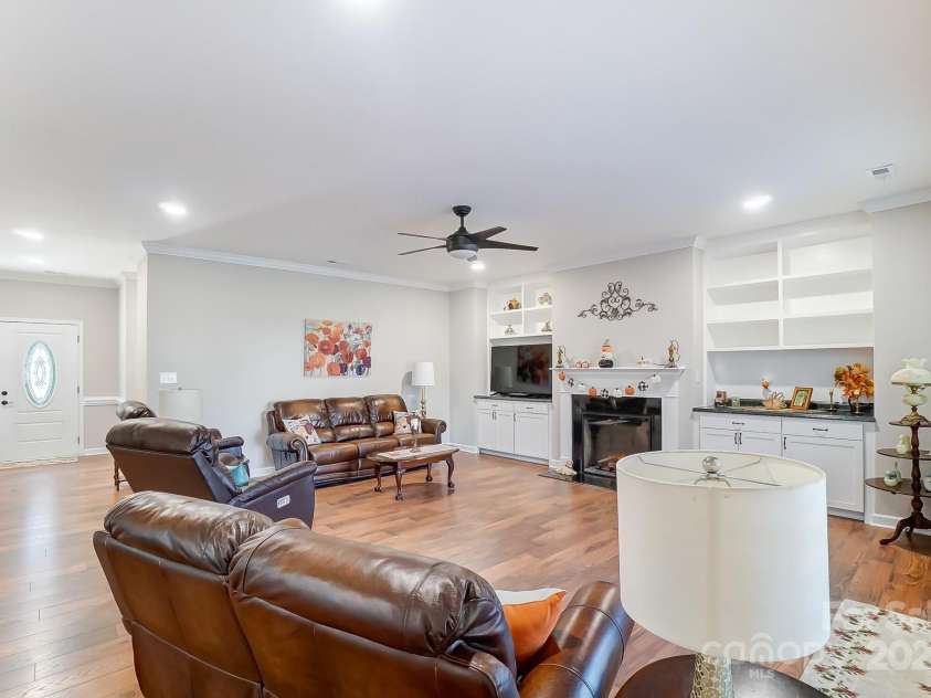 1345 Wildflower Drive, Gastonia, NC 28056.  MLS# CAR4190301, YatesRealty ID 5250. 