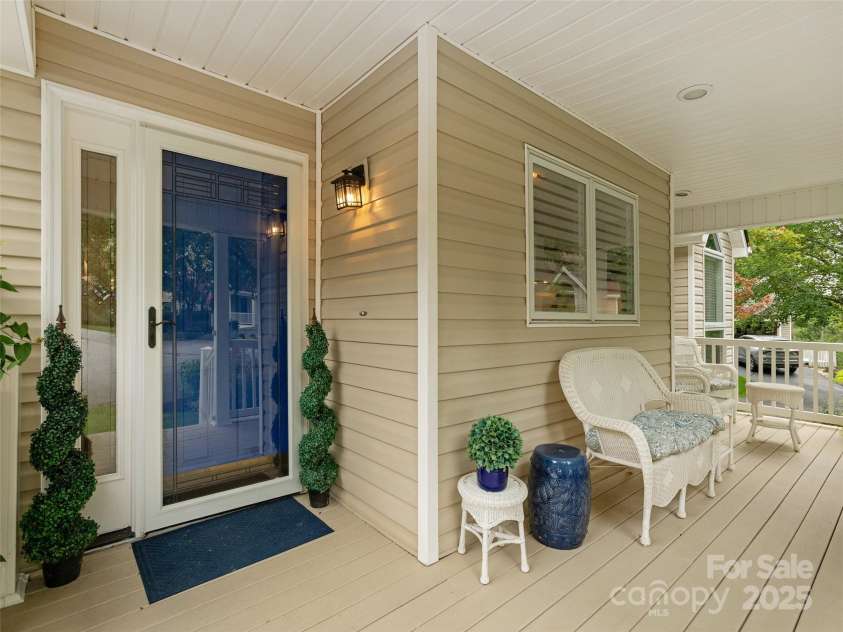 210 Black Oak Lane, Hendersonville, NC 28791.  MLS# CAR4333070, YatesRealty ID 5250. Covered Front Porch