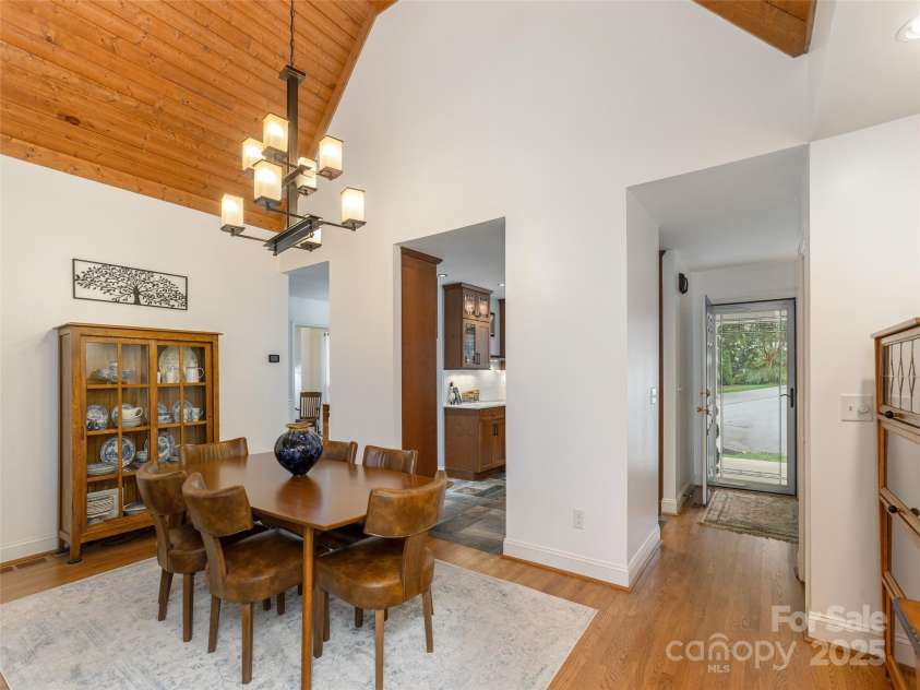 210 Black Oak Lane, Hendersonville, NC 28791.  MLS# CAR4333070, YatesRealty ID 5250. Dining Room