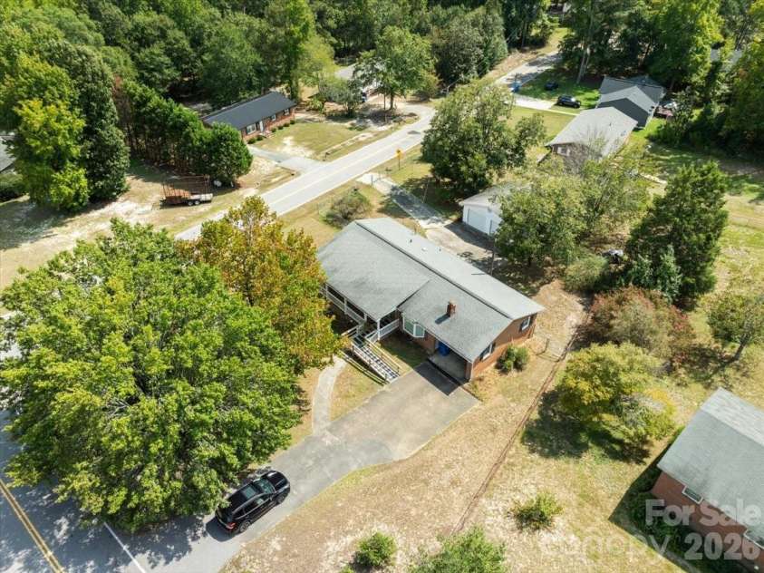 630 Pigg Street, Pageland, SC 28728.  MLS# CAR4427164, YatesRealty ID 52501. 