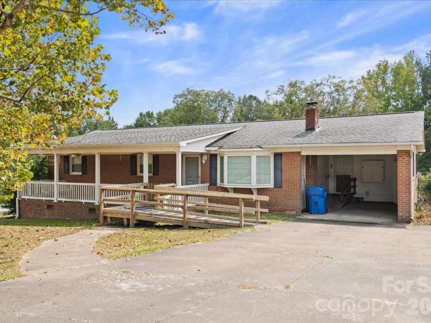 630 Pigg Street, Pageland, SC 28728.  MLS# CAR4427164, YatesRealty ID 52501. 