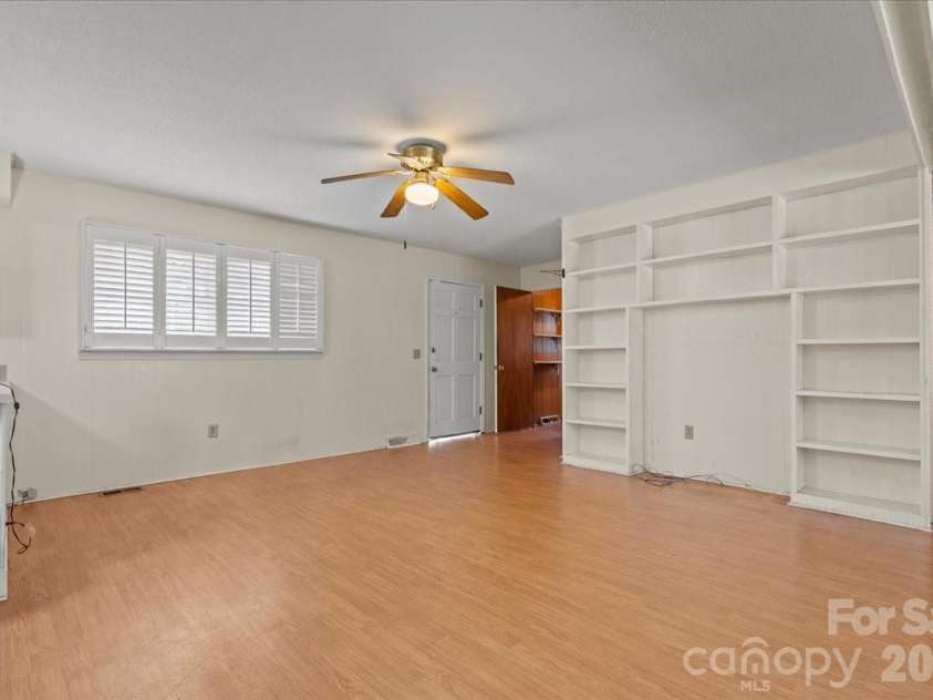630 Pigg Street, Pageland, SC 28728.  MLS# CAR4427164, YatesRealty ID 52501. 