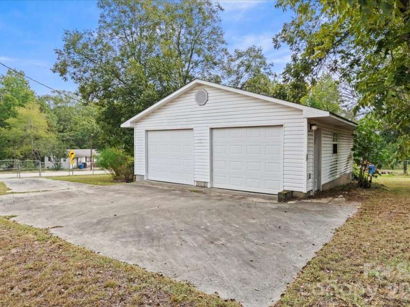 630 Pigg Street, Pageland, SC 28728.  MLS# CAR4427164, YatesRealty ID 52501. 