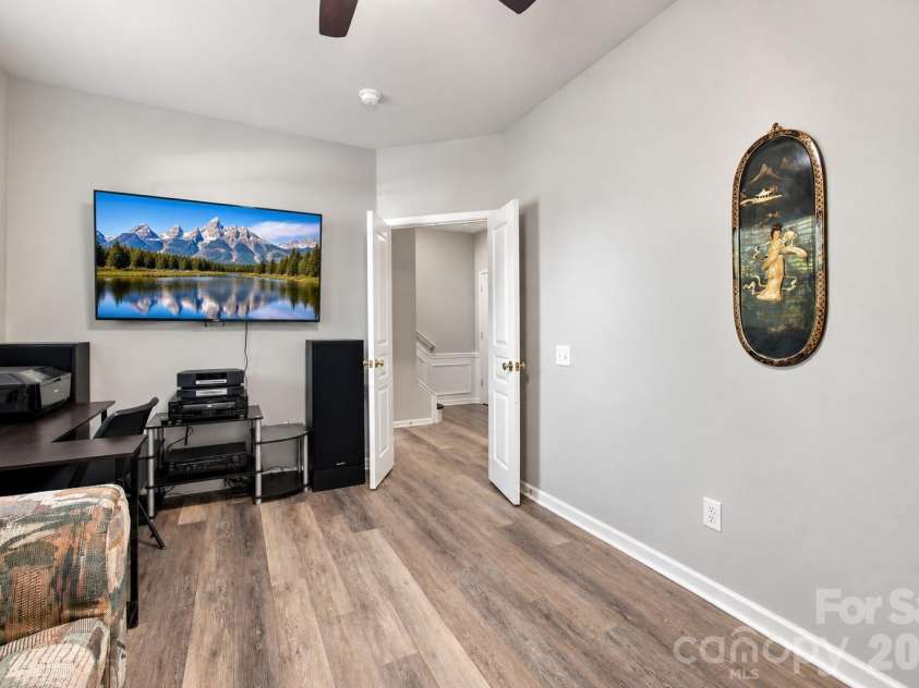 14543 Durant Boulevard, Charlotte, NC 28277.  MLS# CAR4426222, YatesRealty ID 52502. Perfect Office/Gym/Guest Suite