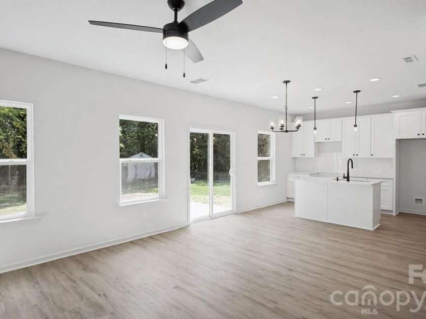 803 Key Street, Charlotte, NC 28208.  MLS# CAR4422508, YatesRealty ID 52503. 