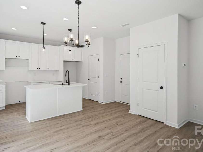 803 Key Street, Charlotte, NC 28208.  MLS# CAR4422508, YatesRealty ID 52503. 