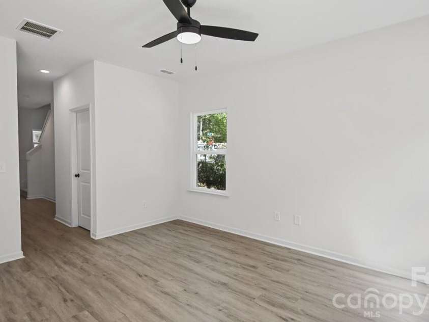 803 Key Street, Charlotte, NC 28208.  MLS# CAR4422508, YatesRealty ID 52503. 