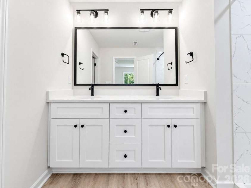 803 Key Street, Charlotte, NC 28208.  MLS# CAR4422508, YatesRealty ID 52503. 