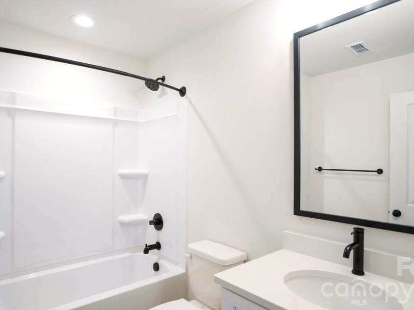 803 Key Street, Charlotte, NC 28208.  MLS# CAR4422508, YatesRealty ID 52503. 