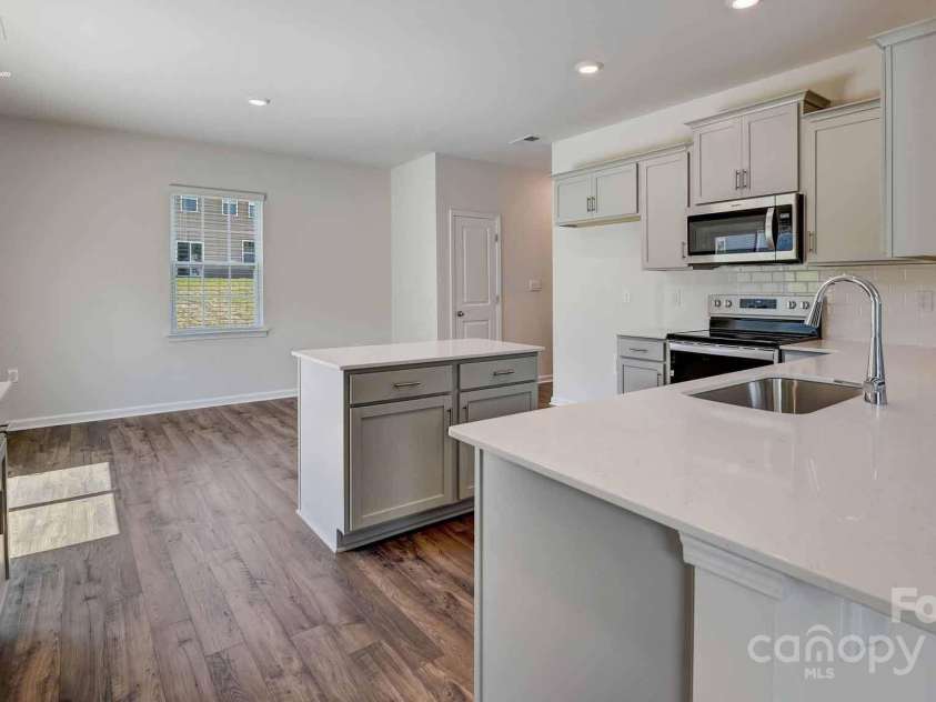 1521 Secrest Commons Drive, Monroe, NC 28112.  MLS# CAR4318921, YatesRealty ID 52506. 