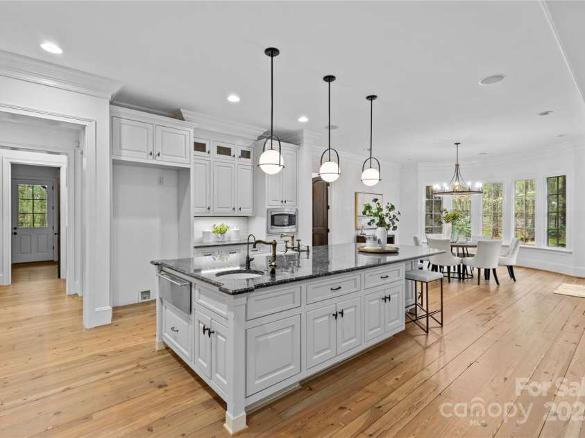 304 Ivy Springs Lane, Waxhaw, NC 28173.  MLS# CAR4239863, YatesRealty ID 5251. 