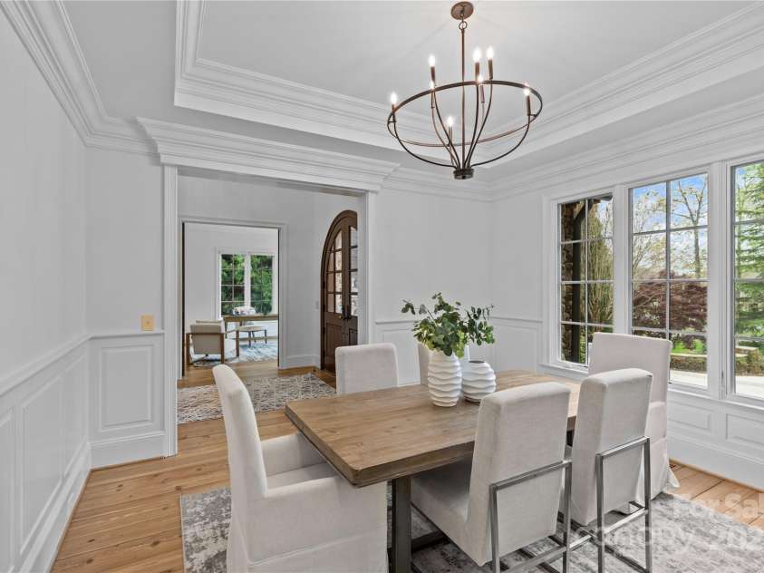 304 Ivy Springs Lane, Waxhaw, NC 28173.  MLS# CAR4239863, YatesRealty ID 5251. Dining room