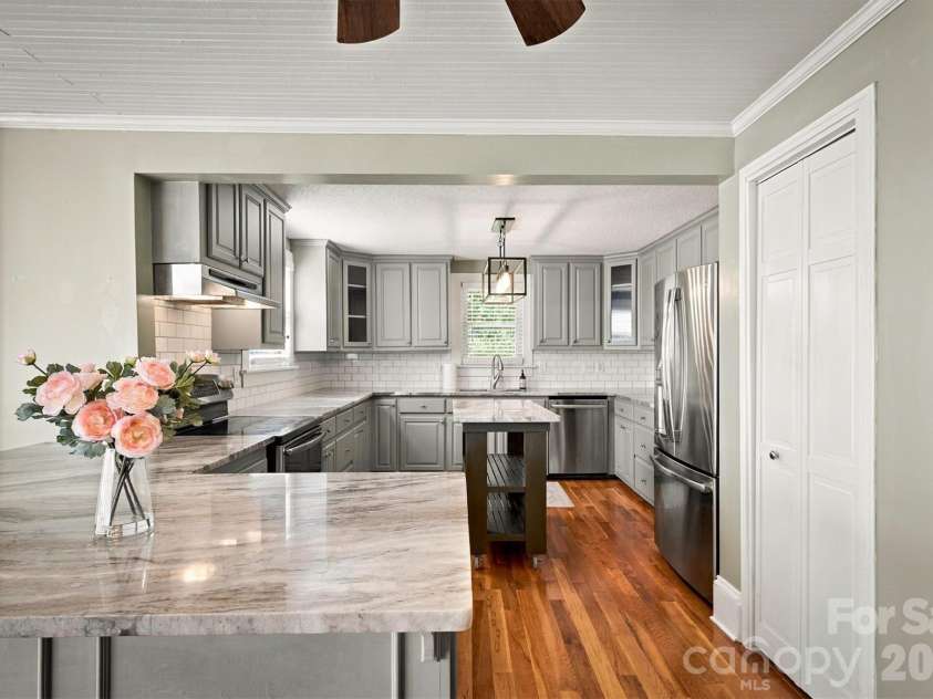 2993 Countryside Drive, Granite Falls, NC 28630.  MLS# CAR4417542, YatesRealty ID 52510. 