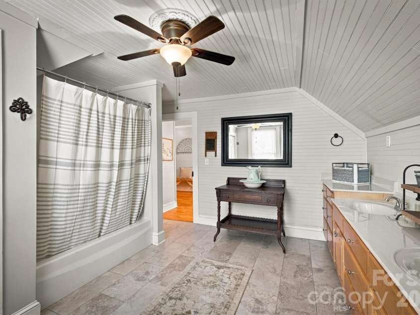 2993 Countryside Drive, Granite Falls, NC 28630.  MLS# CAR4417542, YatesRealty ID 52510. 