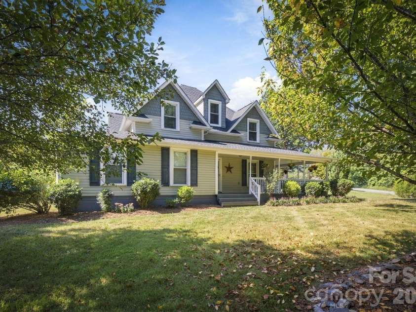2993 Countryside Drive, Granite Falls, NC 28630.  MLS# CAR4417542, YatesRealty ID 52510. 