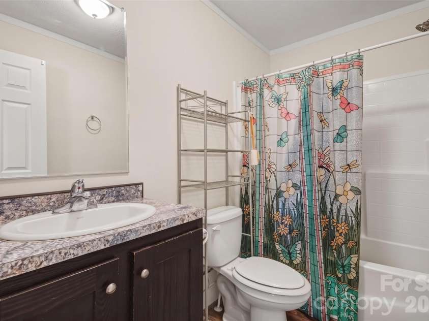 106 Belinda Loop, Statesville, NC 28677.  MLS# CAR4427725, YatesRealty ID 52514. 