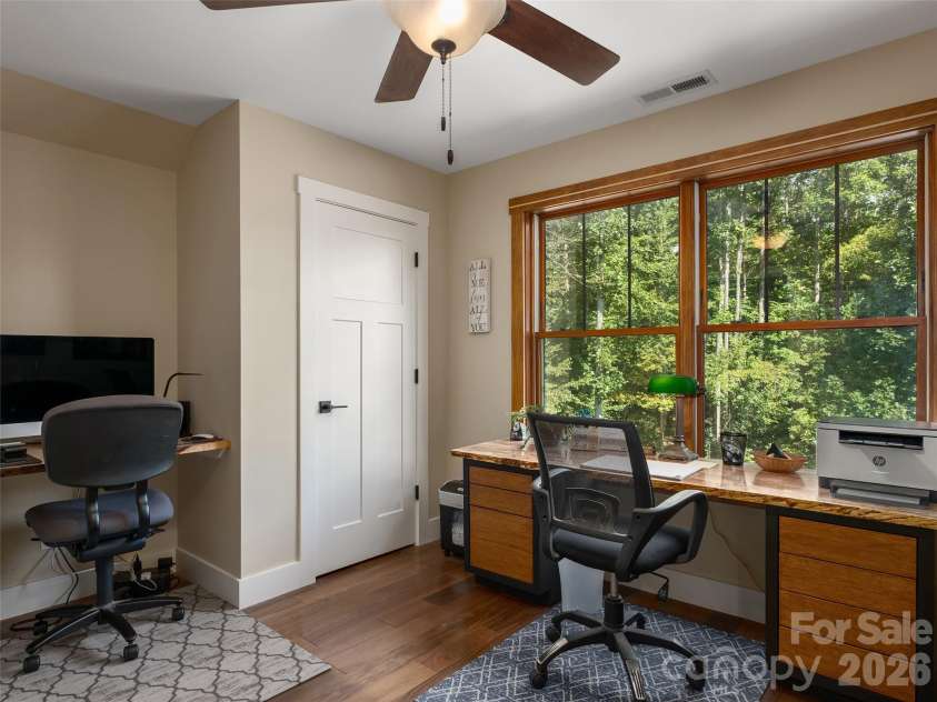 95 Merrills Chase Road, Asheville, NC 28803.  MLS# CAR4427721, YatesRealty ID 52517. 