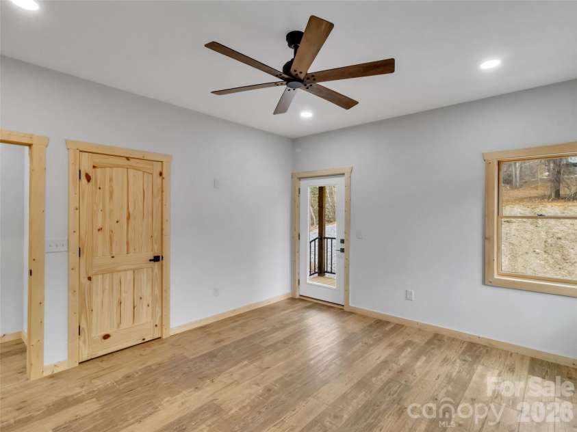 171 Cowtail Cove, Clyde, NC 28721.  MLS# CAR4341951, YatesRealty ID 5252. 