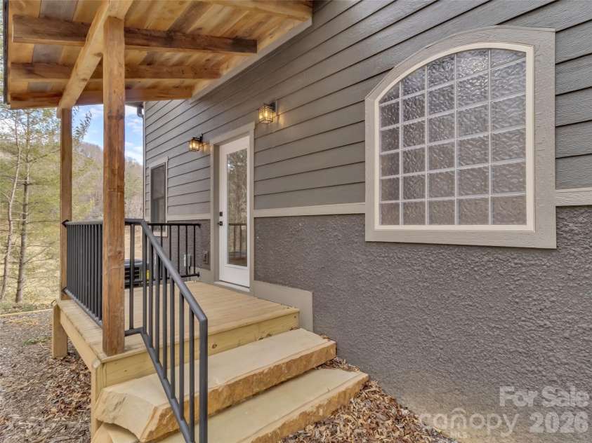 171 Cowtail Cove, Clyde, NC 28721.  MLS# CAR4341951, YatesRealty ID 5252. 
