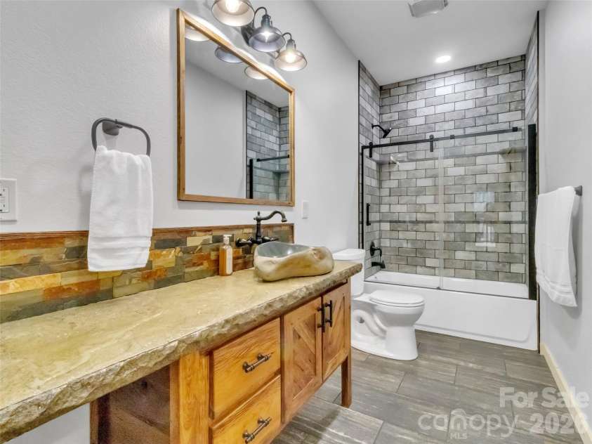 171 Cowtail Cove, Clyde, NC 28721.  MLS# CAR4341951, YatesRealty ID 5252. 