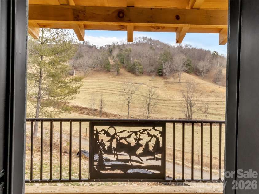 171 Cowtail Cove, Clyde, NC 28721.  MLS# CAR4341951, YatesRealty ID 5252. 
