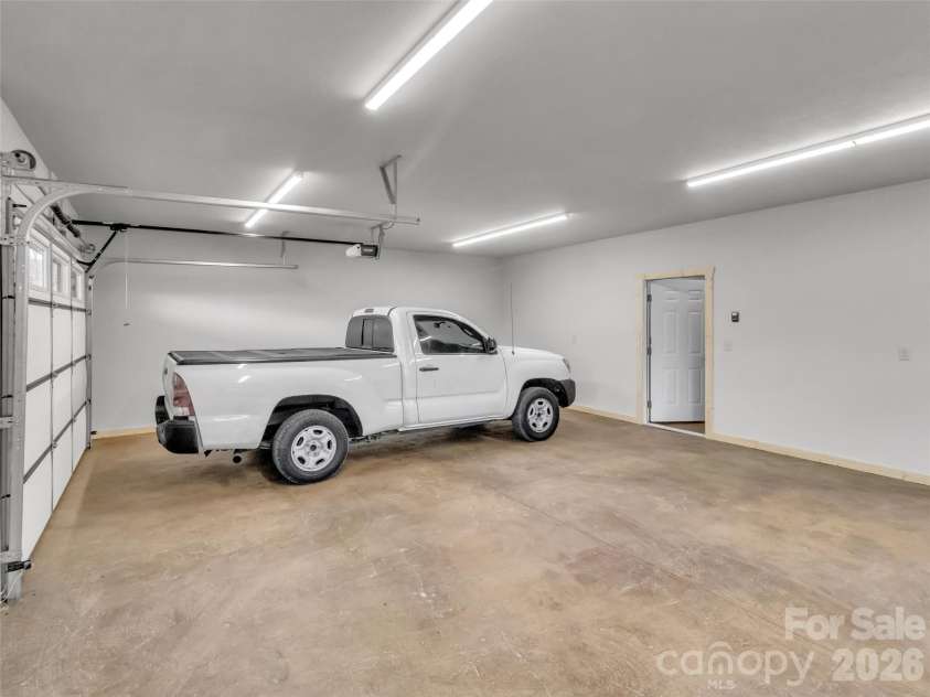 171 Cowtail Cove, Clyde, NC 28721.  MLS# CAR4341951, YatesRealty ID 5252. 