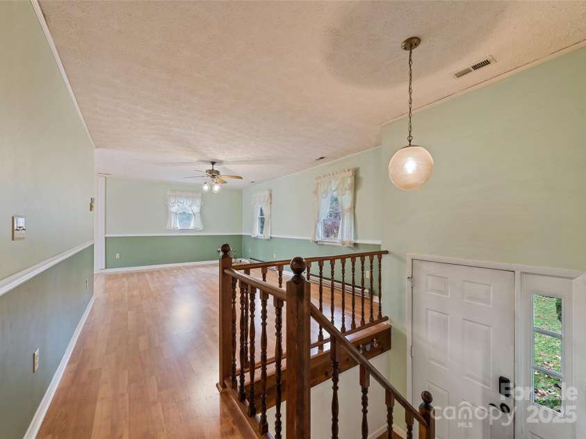 192 Poplar Drive, Clyde, NC 28721.  MLS# CAR4241660, YatesRealty ID 5252. 