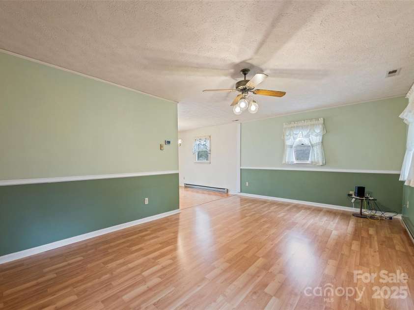 192 Poplar Drive, Clyde, NC 28721.  MLS# CAR4241660, YatesRealty ID 5252. 