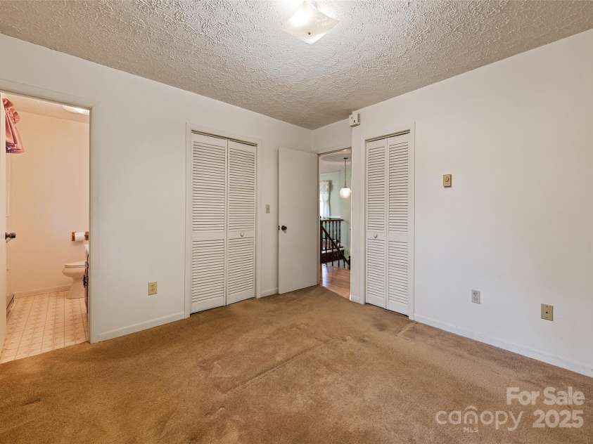 192 Poplar Drive, Clyde, NC 28721.  MLS# CAR4241660, YatesRealty ID 5252. 