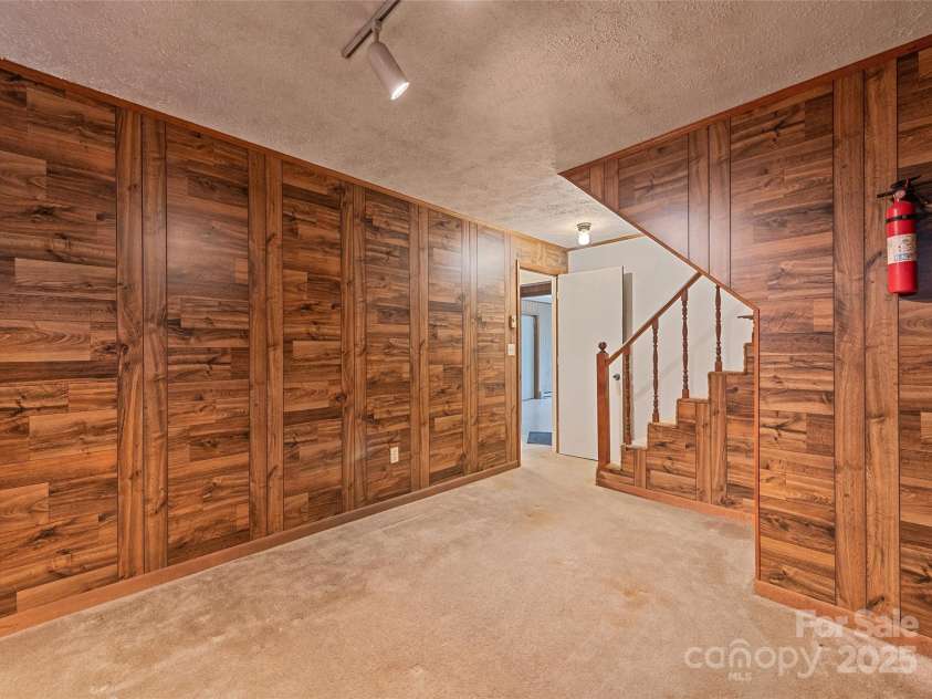 192 Poplar Drive, Clyde, NC 28721.  MLS# CAR4241660, YatesRealty ID 5252. 