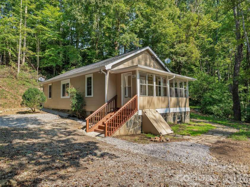65 Passional Way, Burnsville, NC 28714.  MLS# CAR4427179, YatesRealty ID 52526. 