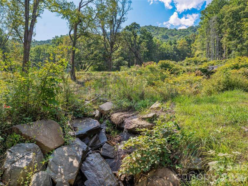 65 Passional Way, Burnsville, NC 28714.  MLS# CAR4427179, YatesRealty ID 52526. 