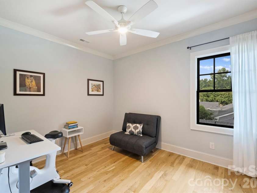 1514 Kensington Drive, Charlotte, NC 28205.  MLS# CAR4427257, YatesRealty ID 52527. 