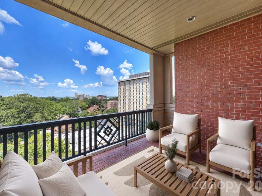 574 Church Street, Charlotte, NC 28202.  MLS# CAR4424316, YatesRealty ID 52529. 