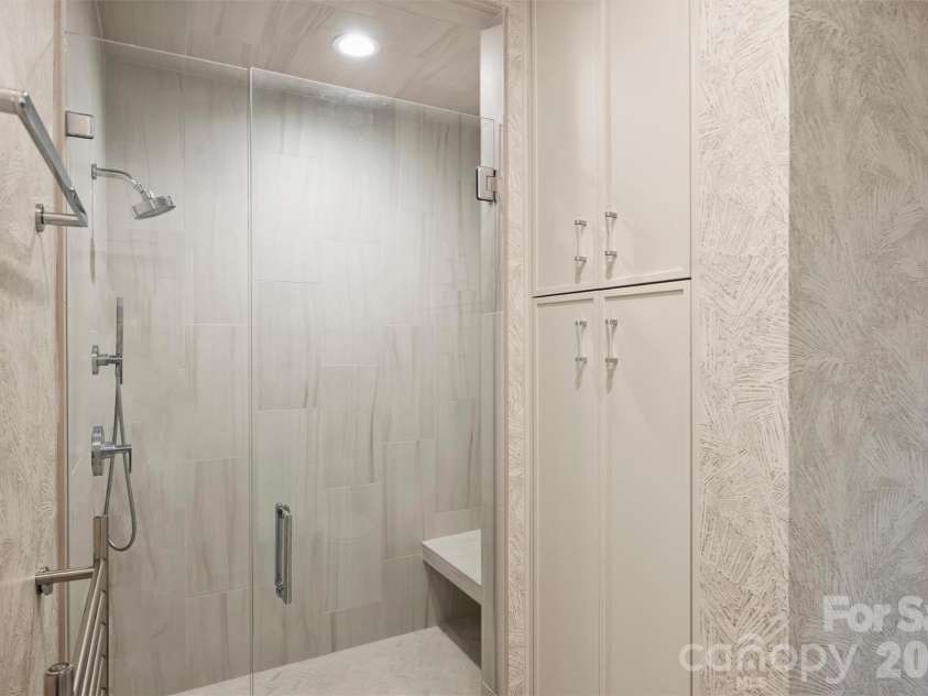 574 Church Street, Charlotte, NC 28202.  MLS# CAR4424316, YatesRealty ID 52529. 