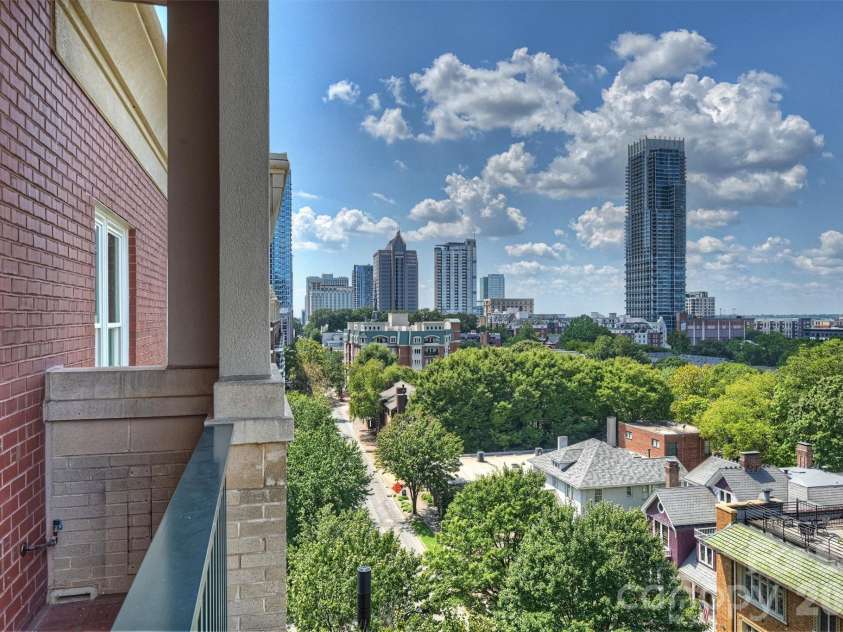 574 Church Street, Charlotte, NC 28202.  MLS# CAR4424316, YatesRealty ID 52529. 