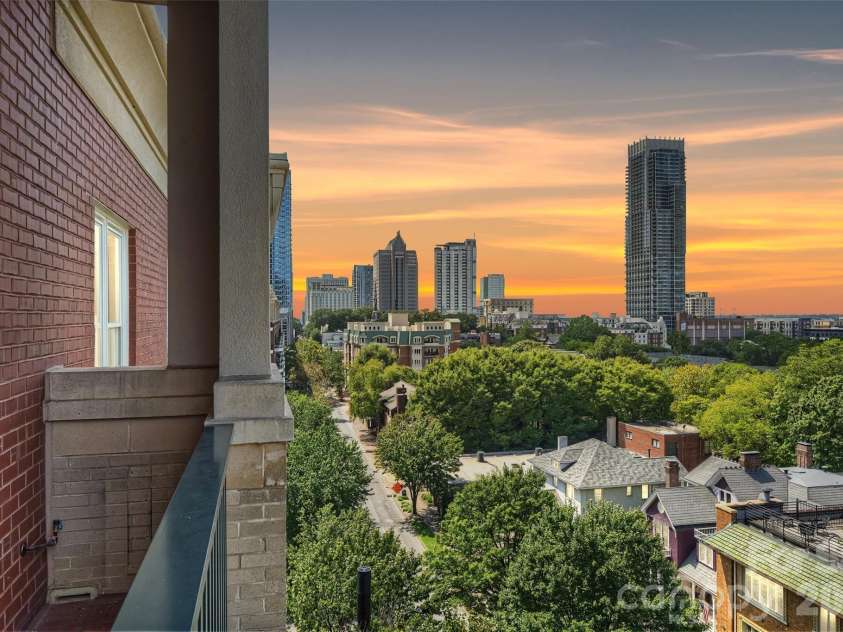 574 Church Street, Charlotte, NC 28202.  MLS# CAR4424316, YatesRealty ID 52529. 