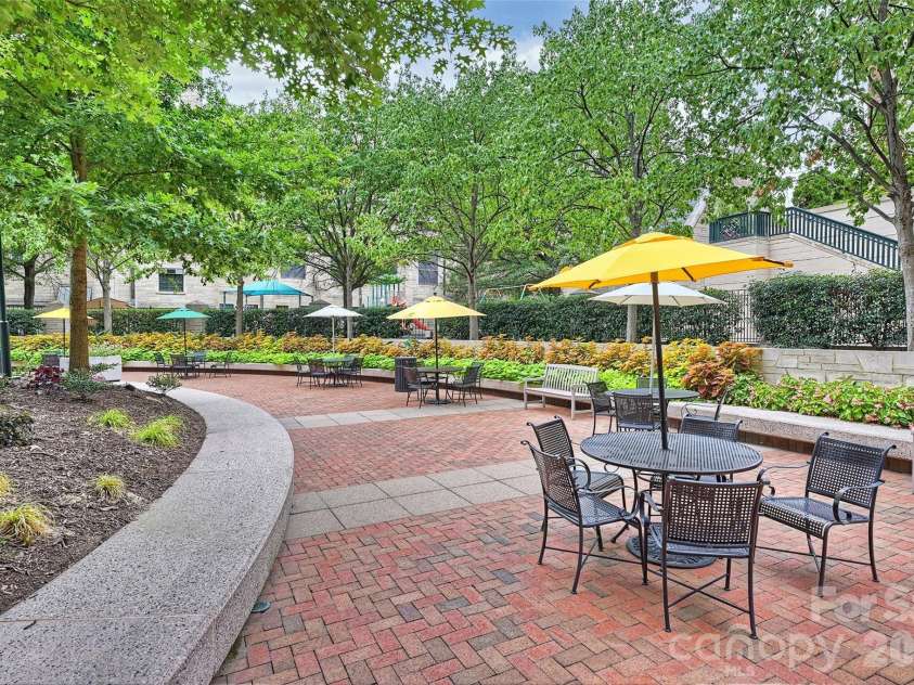574 Church Street, Charlotte, NC 28202.  MLS# CAR4424316, YatesRealty ID 52529. 