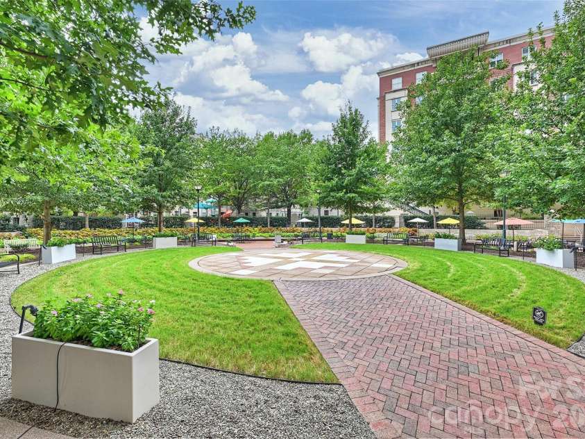 574 Church Street, Charlotte, NC 28202.  MLS# CAR4424316, YatesRealty ID 52529. 