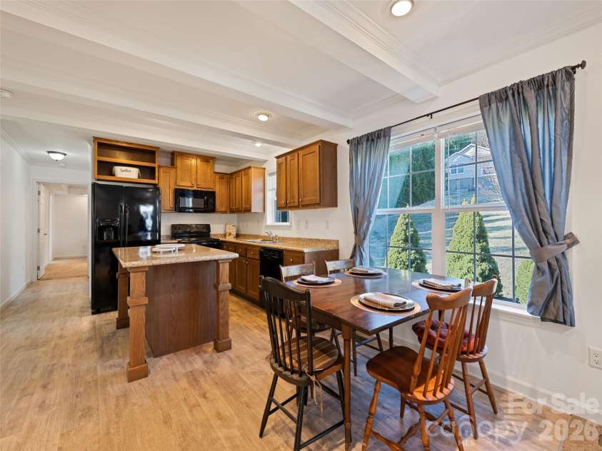 10 Enochs Way, Fletcher, NC 28732.  MLS# CAR4333141, YatesRealty ID 5253. Open Floor Plan Kitchen