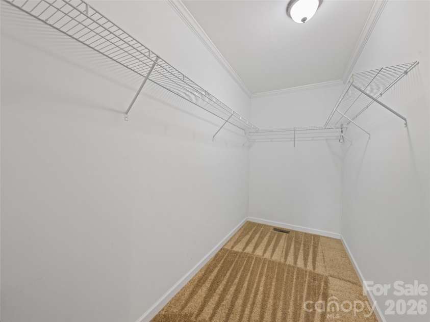 10 Enochs Way, Fletcher, NC 28732.  MLS# CAR4333141, YatesRealty ID 5253. Primary Walk In Closet