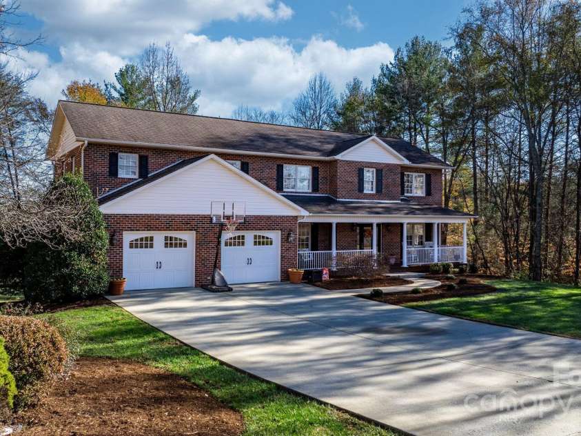 104 Clearwater Drive, Morganton, NC 28655.  MLS# CAR4205229, YatesRealty ID 5253. 
