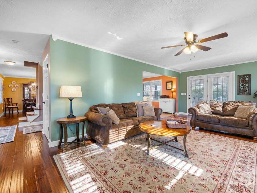 104 Clearwater Drive, Morganton, NC 28655.  MLS# CAR4205229, YatesRealty ID 5253. 