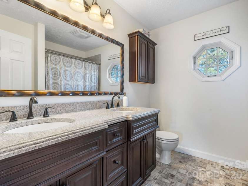 104 Clearwater Drive, Morganton, NC 28655.  MLS# CAR4205229, YatesRealty ID 5253. 