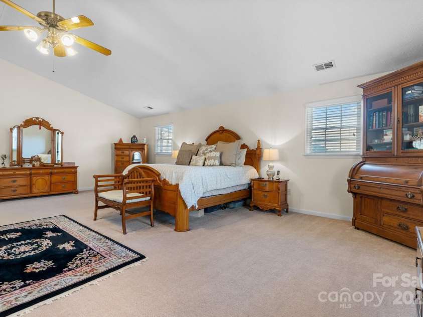 104 Clearwater Drive, Morganton, NC 28655.  MLS# CAR4205229, YatesRealty ID 5253. 