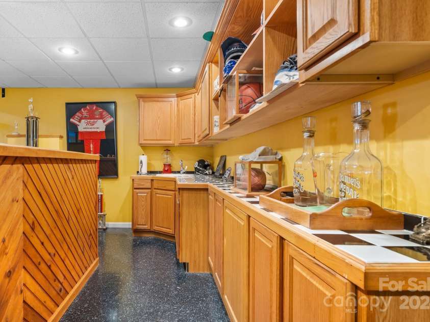 104 Clearwater Drive, Morganton, NC 28655.  MLS# CAR4205229, YatesRealty ID 5253. 